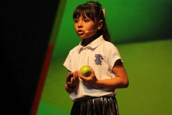 Adhara Pérez Sánchez: 12 anni e una mente oltre i confini